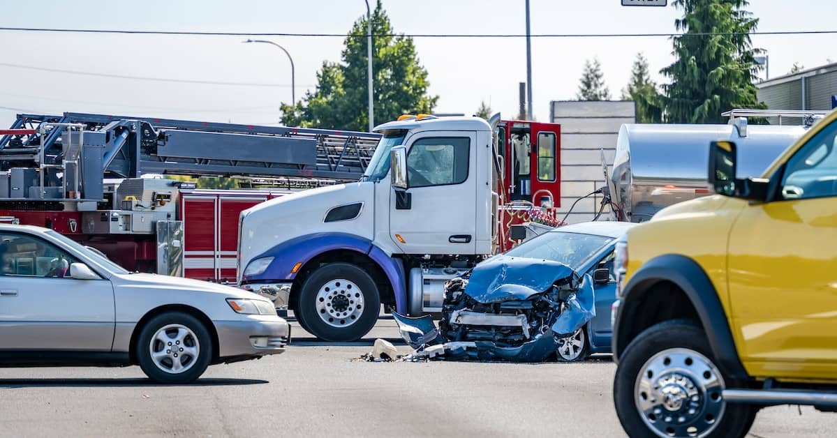 18-wheeler accident at intersection | Oliver Law Firm